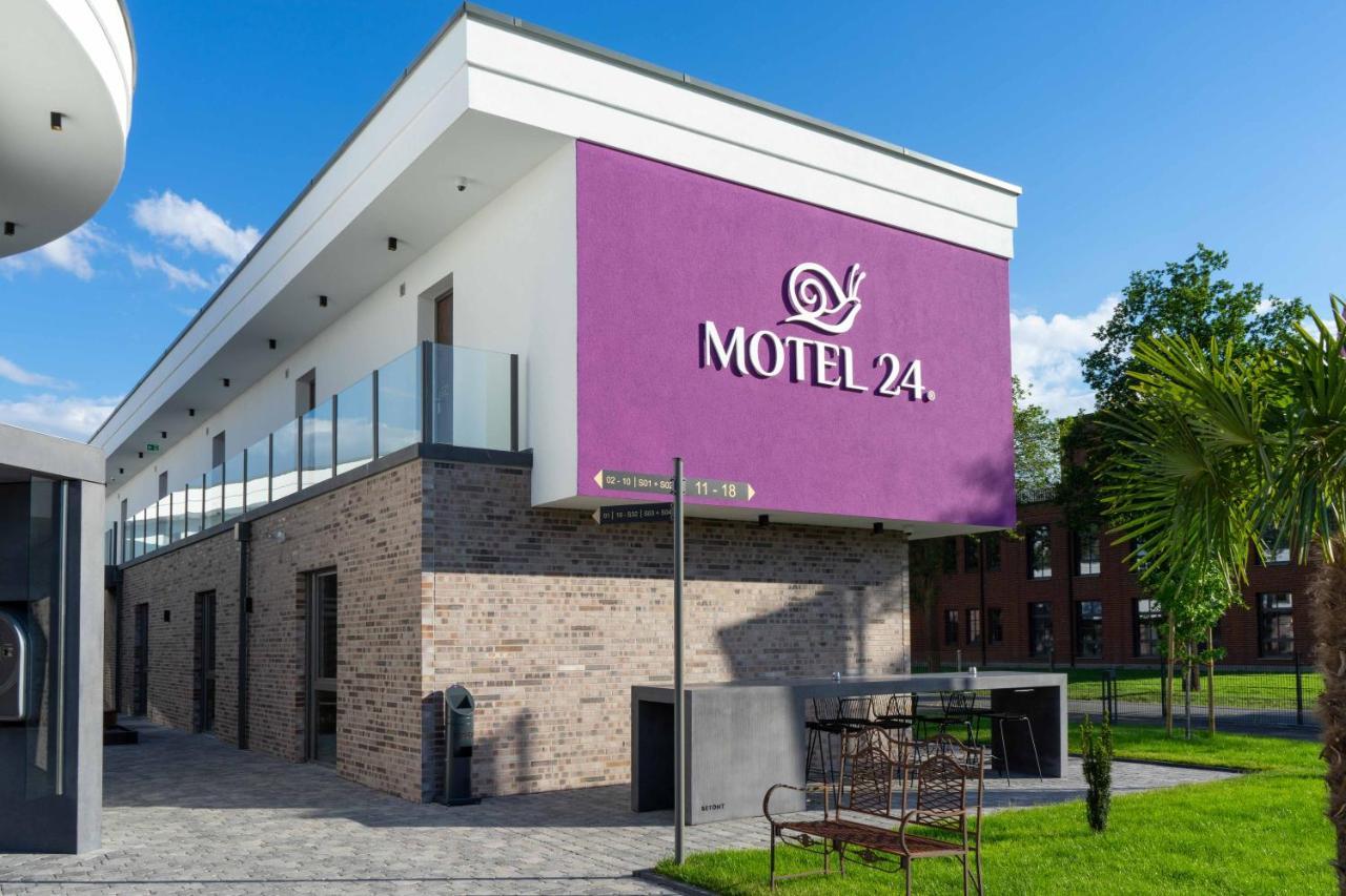 Motel24 รีทแบร์ก ภายนอก รูปภาพ